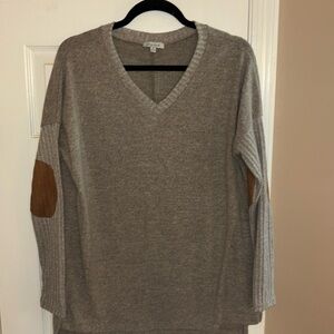 White Birch ladies sweater Medium